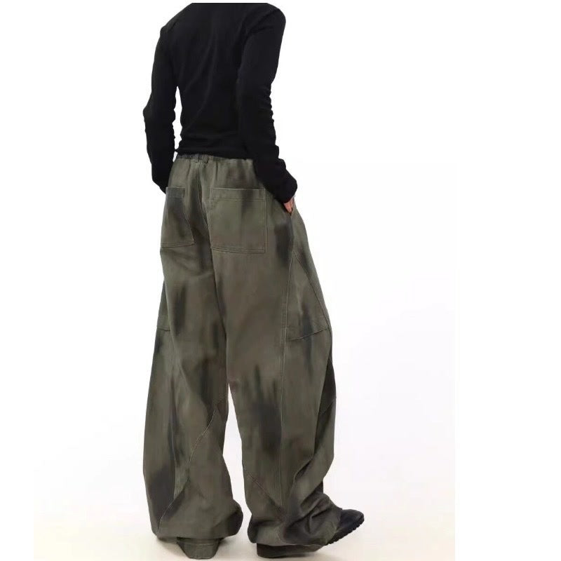 Design-forward Loose-fit Distressed Denim Jeans With Pleated Patchwork