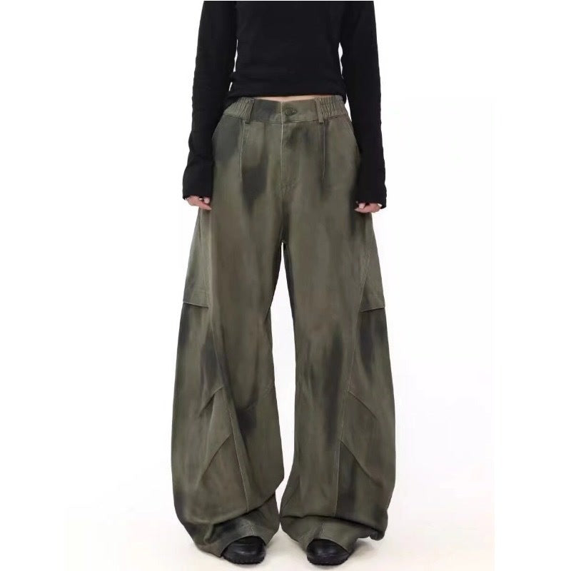 Design-forward Loose-fit Distressed Denim Jeans With Pleated Patchwork